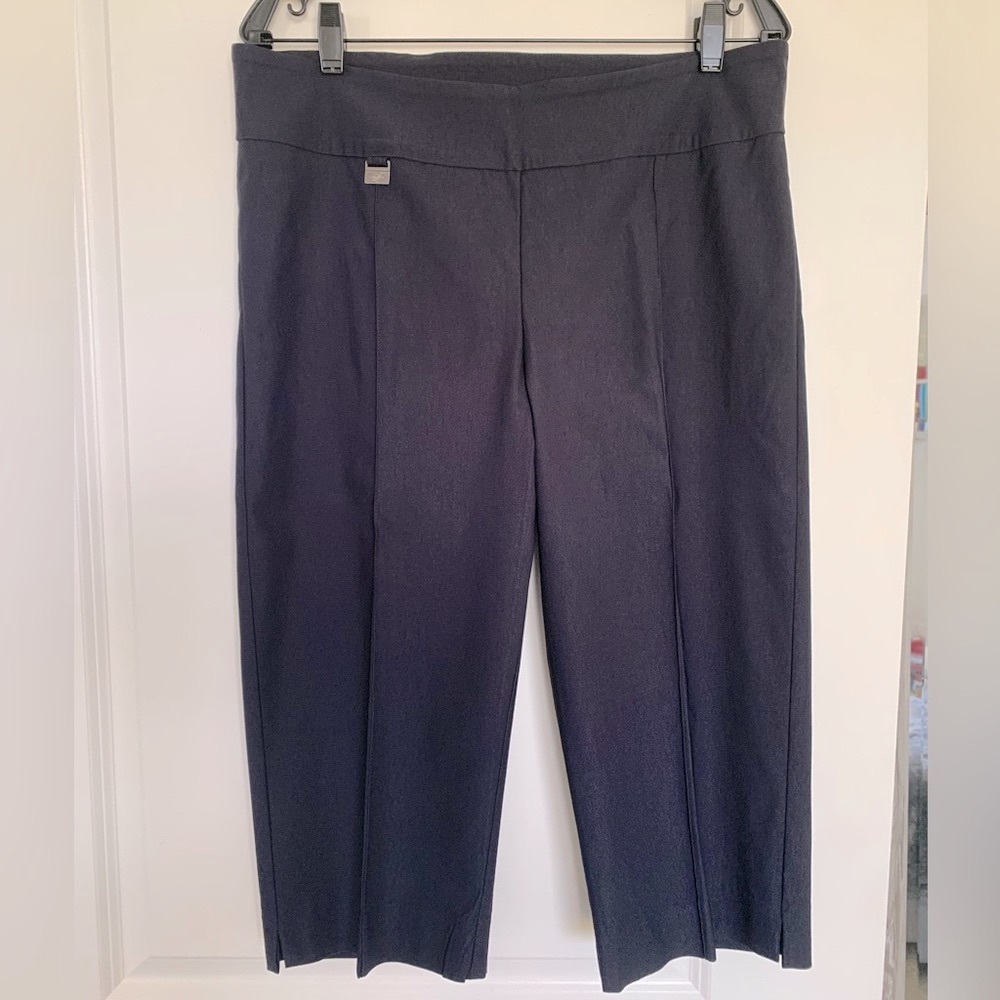 Lisette L Montreal Slim Capri Dark Blue size 16 Stretch very good condition